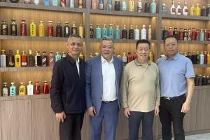 贵州华富天玻璃包装有限公司与谢和博博士团队达成战略合作